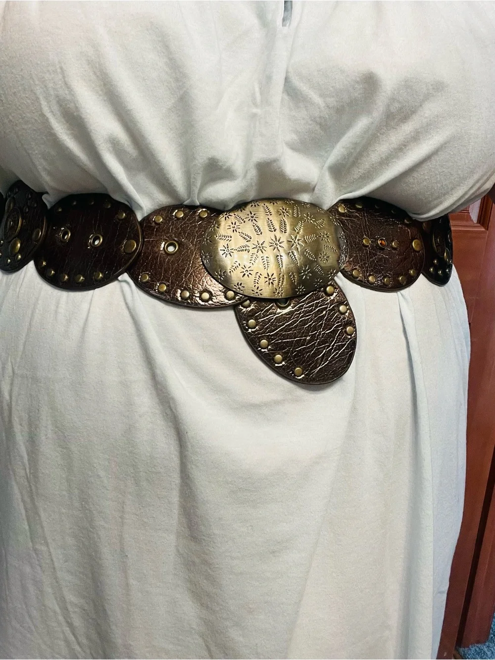 Studded Oval Western Boho Waist Belt with Embossed Buckle - Brown & Gold